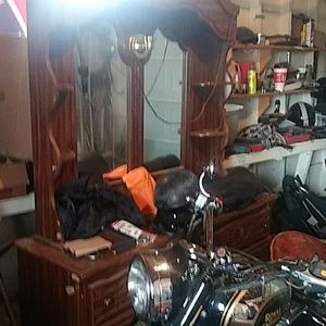 2 piece dresser and mirror